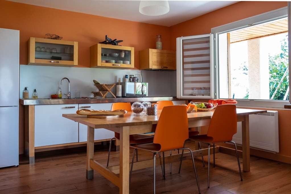 Escale Villa Marignane Restauracja zdjęcie